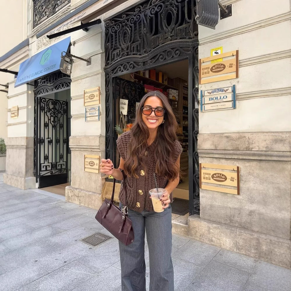 The Aspen Chunky Knit Vest | Soft Sleeveless Sweater for Layering